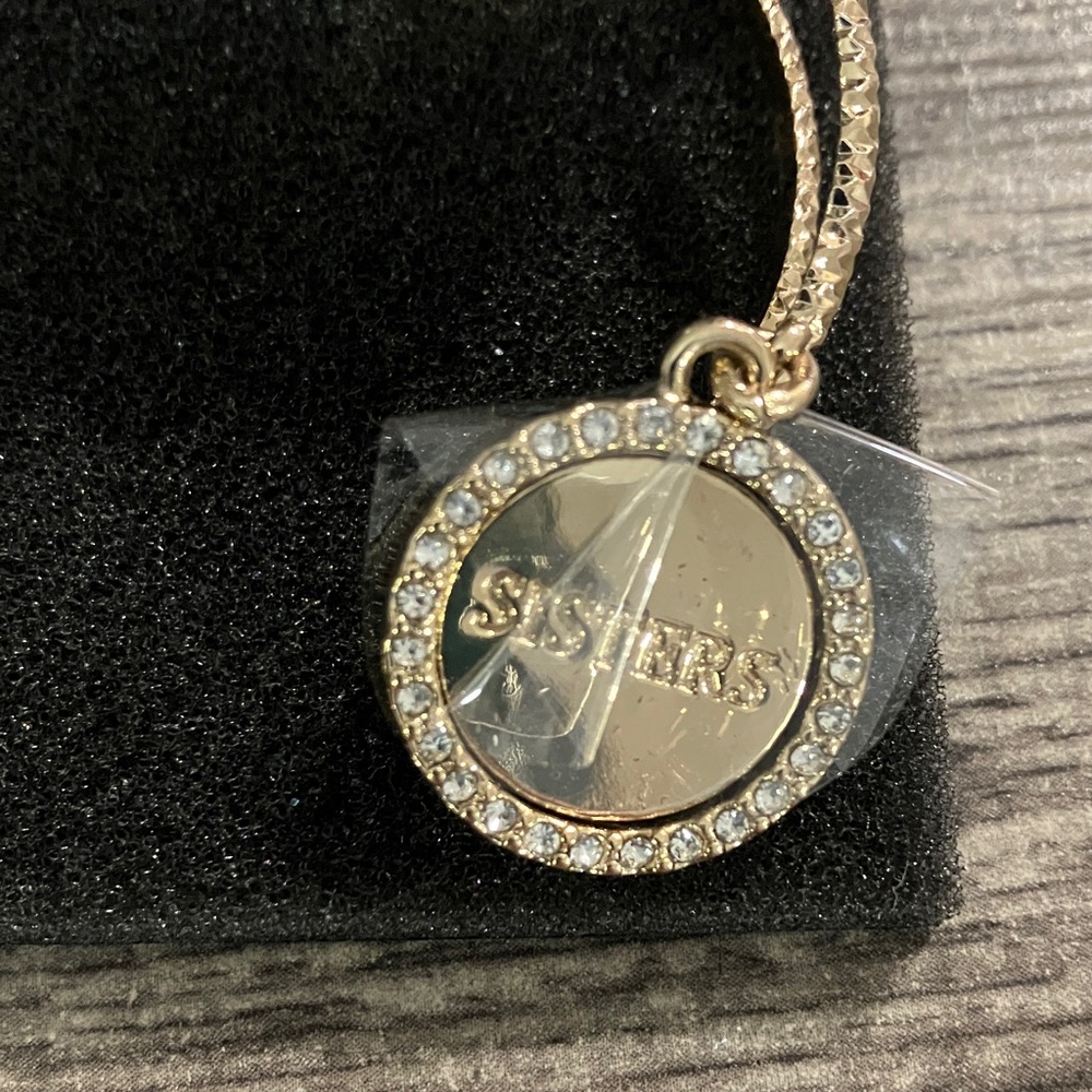 R.J. Graziano Gold “Sisters” Bracelet with Charm - Picture 3 of 7